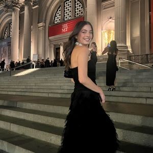 Meet your Posher, Francesca